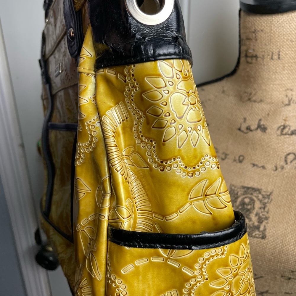 Miche Large Tote with yellow Nicole Yellow and Black Embossed shell - Picture 3 of 7